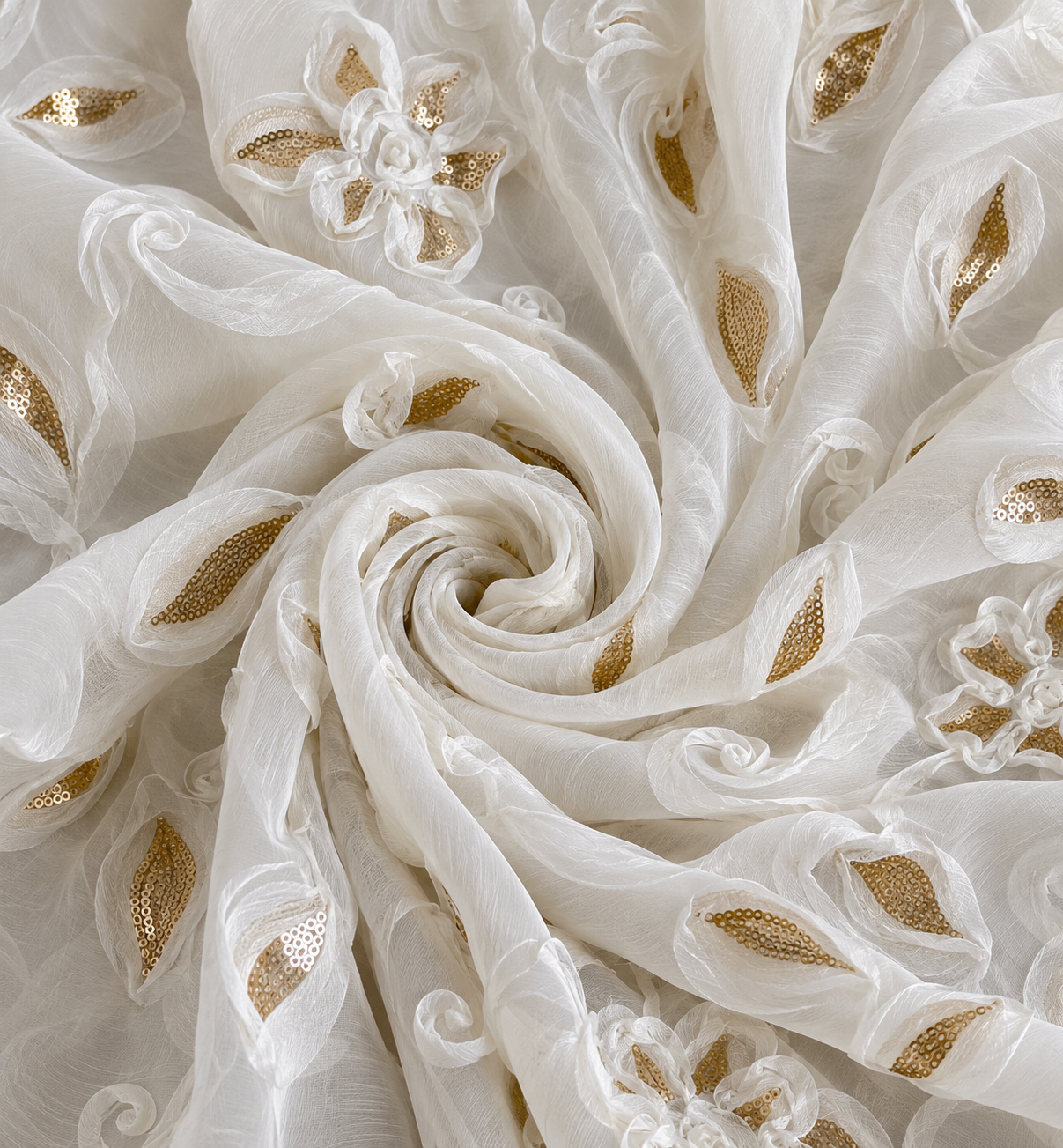 Crinkle Organza with 3D Appliqué - image 6