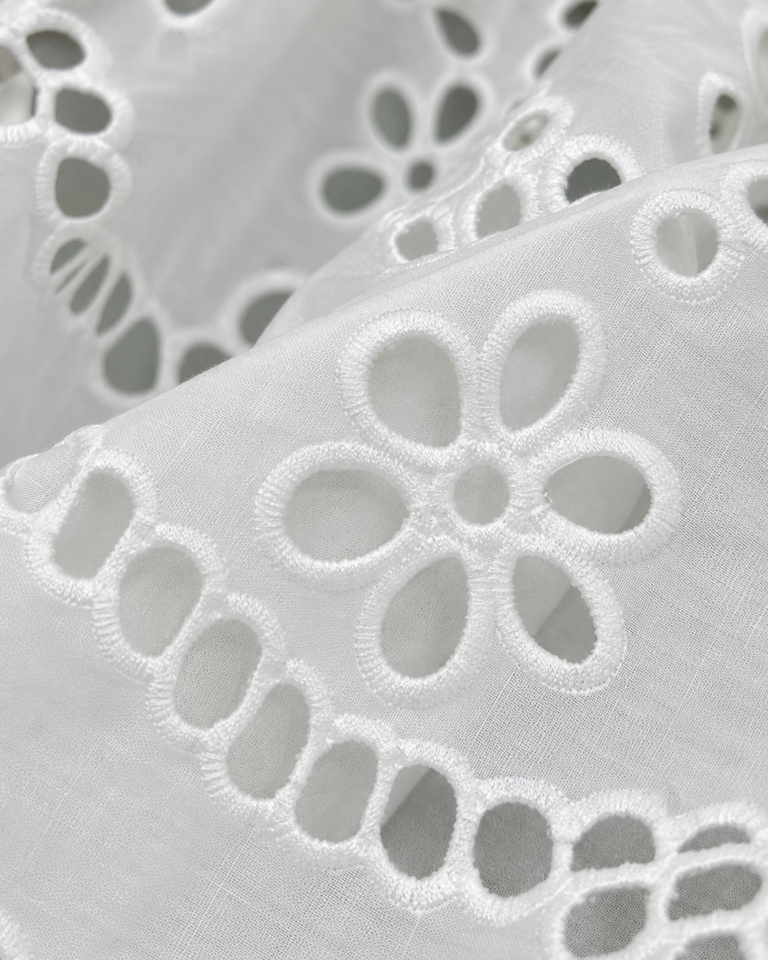 Zari Work Net Fabric - image 7