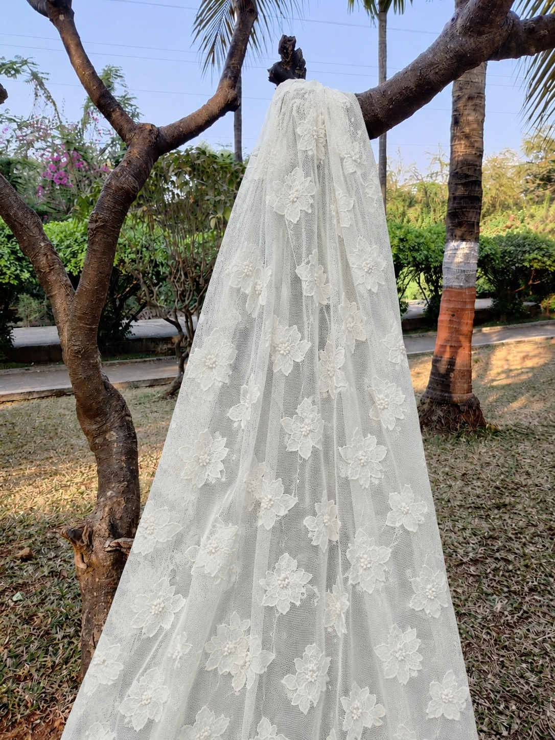 Guipure Appliqué on Net Mesh - image 3